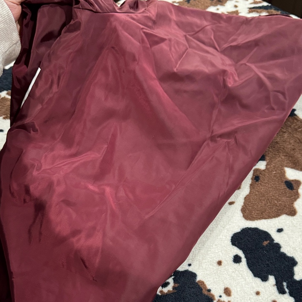 Guess Maroon and Black Color Block Bomber Jacket Wind breaker - Picture 5 of 6